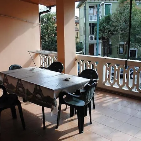 Nuova Belvedere Hotel *