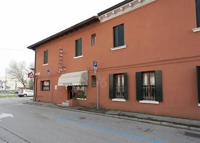 Nuova Belvedere Szálloda *